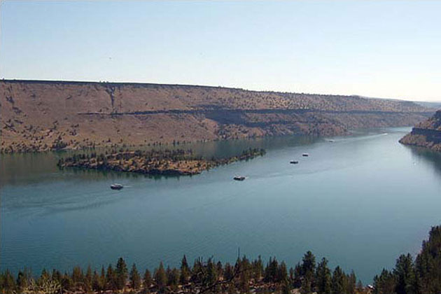 Lake Billy Chinook