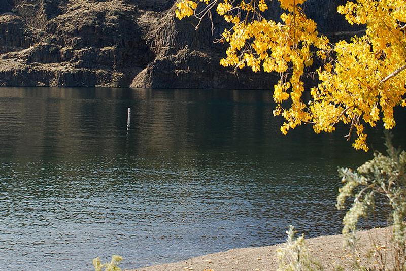 Lake Billy Chinook Boating & Fishing Information